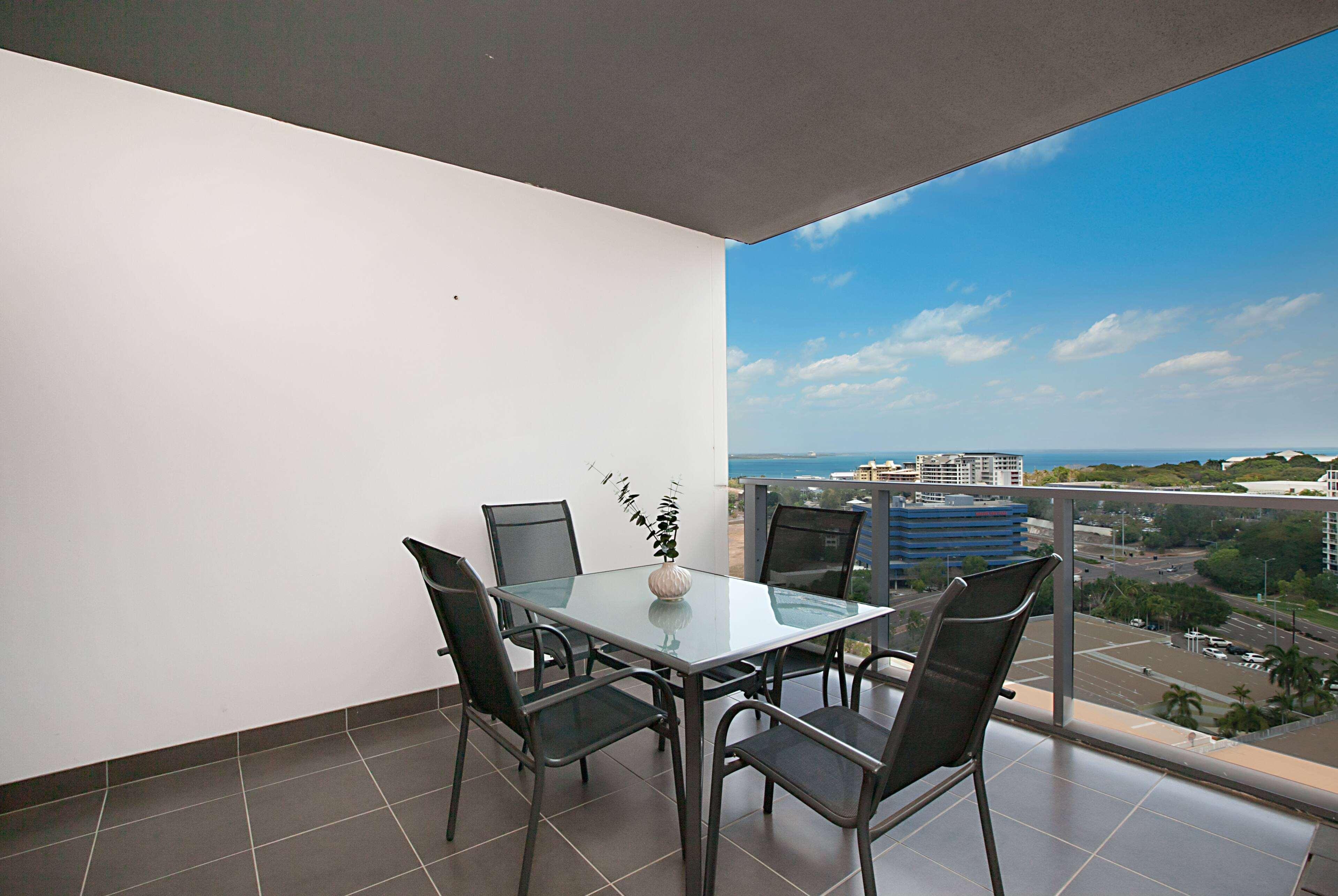 Ramada Suites By Wyndham Zen Quarter Darwin Extérieur photo