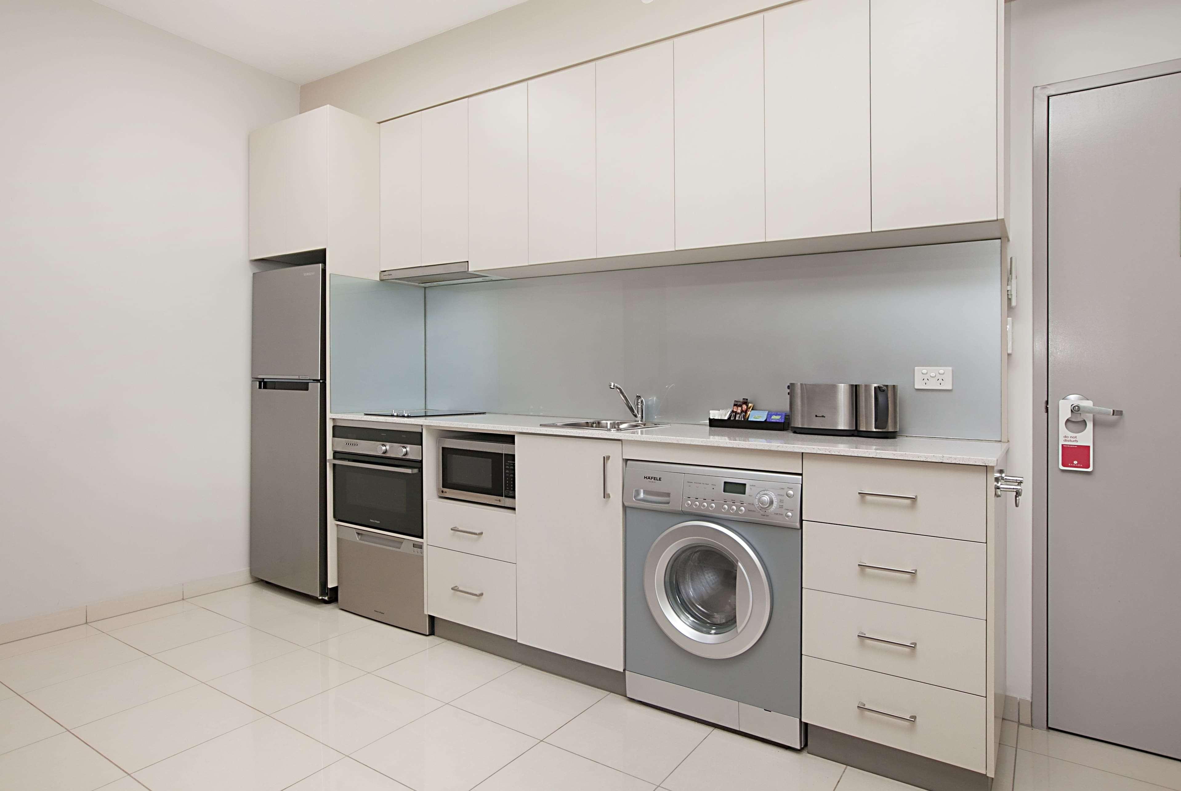 Ramada Suites By Wyndham Zen Quarter Darwin Extérieur photo