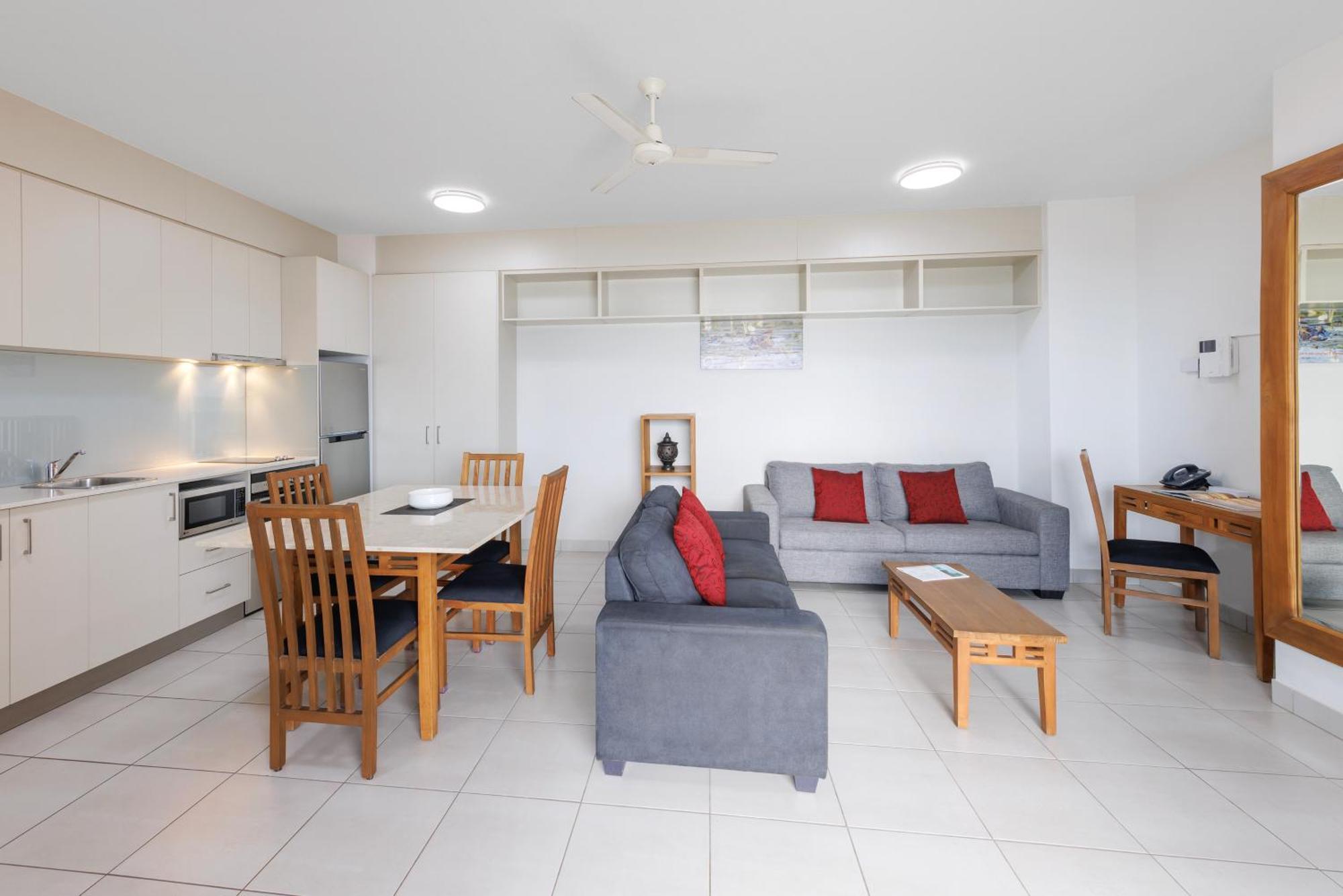 Ramada Suites By Wyndham Zen Quarter Darwin Extérieur photo